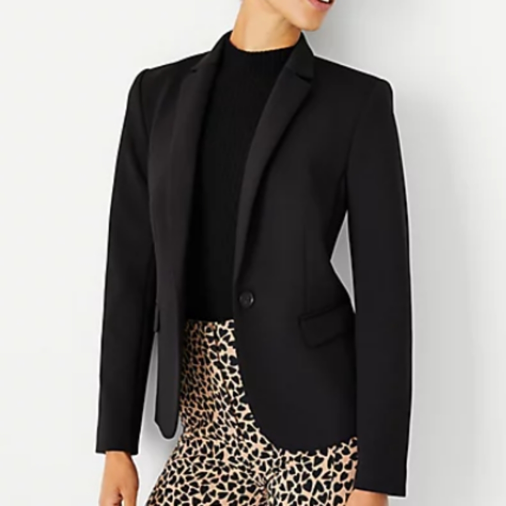 NWT Ann Taylor Black one-button blazer in double knit size 4
